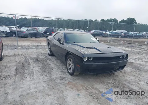 2016 Dodge Challenger Sxt из США, поврежденный, VIN 2C3CDZAG3GH131905